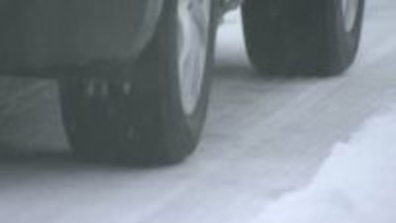 「雪道に抜け道なし」新春寒波で九州北部・東日本・西日本で大雪のおそれ、Uターンラッシュ直撃か　スタッドレスの“落とし穴”と雪道脱出の秘策