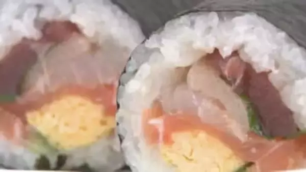 コメ30％・海苔10％増でも…スーパーに人だかり！物価高でも人気「恵方巻」は“季節の楽しみ”　変わり種やハーフサイズ展開で工夫も　富山