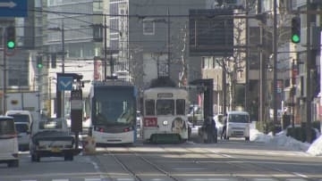 放射冷却で冷え込み 南砺でマイナス4.9℃、架線凍結で一時運転見合わせ…市内電車や万葉線に影響　現在は運転再開　夕方から雨、雪の見込み　富山