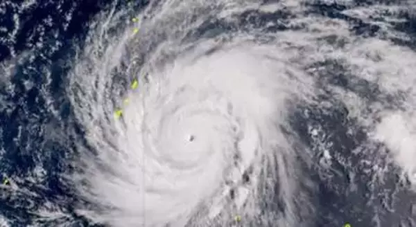 【台風4号】いまどこ？これからどこへ？中心気圧905hPa、最大風速60m/s…猛烈な勢力で “小笠原近海へ北上” 見込み【雨と風のシミュレーション】