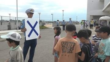 「横断歩道で手をあげたい」夏休み前に親子で楽しく交通ルール学ぶ 夏の交通安全親子フェスティバル 富山