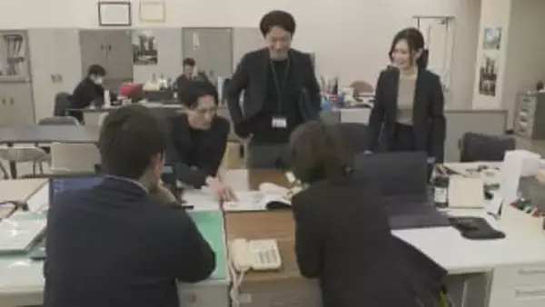 スニーカーやセーターなど警察職員の堅いイメージを服装で払拭　オフィスカジュアル導入　山口県警