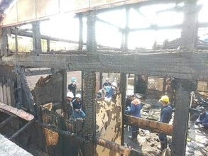 民家が全焼　焼け跡から男性１人の遺体　山口・下関