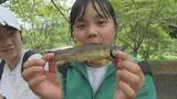 「中学生がアユ釣りに挑戦「私のファーストキスはアユ」ふるさとの自然を満喫」の画像1
