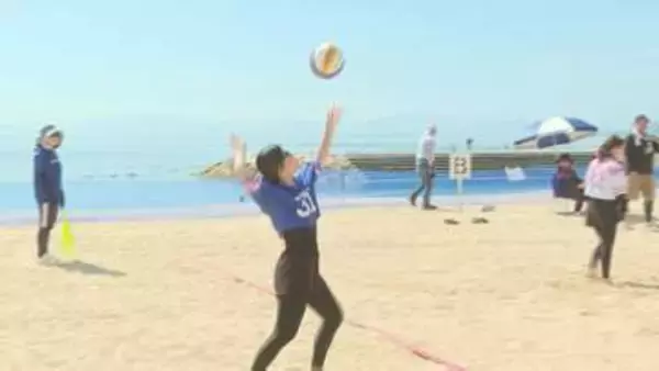 美しい海が舞台　猛暑に負けぬ熱戦！　恒例のビーチバレー大会　山口・周防大島