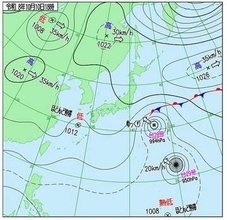 【台風のたまご】新たな“熱帯低気圧”発生　台風28号・29号に続き日本の東を北上するルートか…今後の予想進路に注意（気象庁「実況天気図」10日午後6時点）