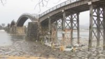 国の名勝“錦帯橋”　橋脚の一部取り替え工事始まる　「文化財としての価値を残したい」　山口・岩国