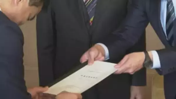 自民党山口県連が県の新年度予算・施策に関して知事に要望