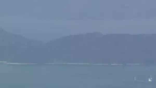 無人島・仙島の山林火災　ほぼ消し止められるも鎮火には時間　山口・周南