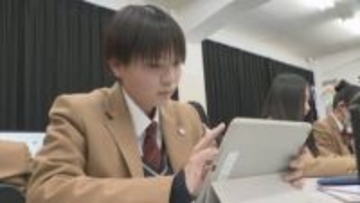 クレープなどの売り上げを申告　高校生がｅ－Ｔａｘで確定申告体験　 将来に役立てる　山口