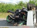 「【速報】乗用車とバイクが正面衝突　バイク運転の男性（50代）が意識不明の重体　山口・美祢」の画像1