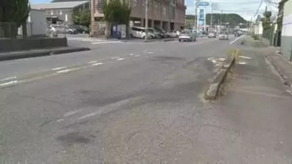 乗用車と軽乗用車が正面衝突　軽乗用車運転の男性（70代）が骨を折る重傷のもよう　山口・下松