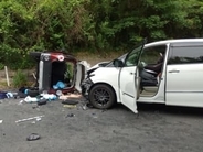 車両２台が衝突　大学生の女性（10代）が横転した車に足をはさまれ重傷か　ドクターヘリで搬送　山口県山陽小野田市