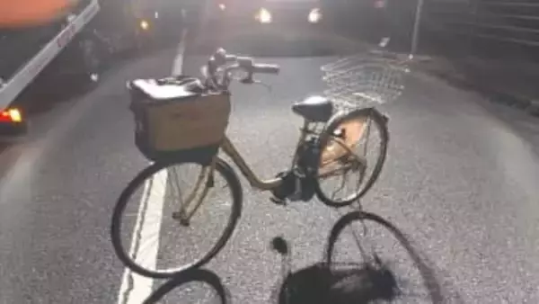 自転車の女性が車にはねられ重体　山口・山陽小野田