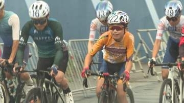 実業団レーサーも疾走　周回コースでタイムを競う自転車レース「クリテリウム」　山口・下関