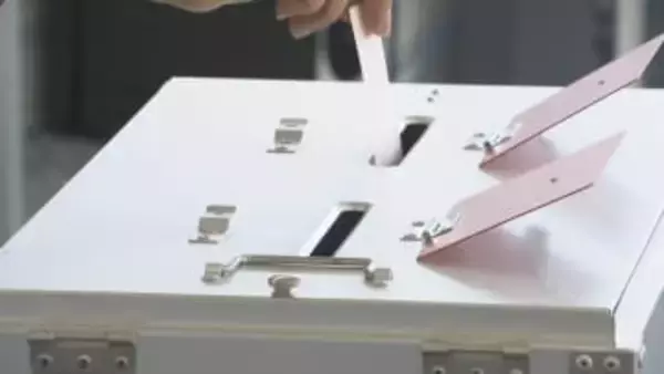 2日続けて交付ミス　宇部市の期日前投票所　衆院選小選挙区の投票用紙を二重交付　きのうは比例代表の投票が無効に