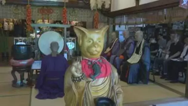 地域で最も遅い盆供養　猫寺で知られる雲林寺「仕事の都合で帰れない」などの声を聞き檀家ではない人の参列も受け付け　山口・萩