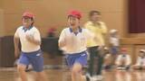 「ユニクロ女子陸上部が小学生にランニング指導　山口」の画像1