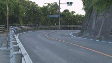 国道191号で正面衝突　大型バイクの男性（60）死亡　山口・萩