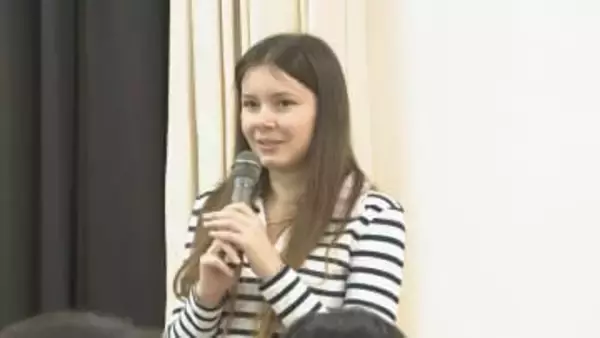 中学生がウクライナ留学生から文化と平和を学ぶ「今ある生活が大切なものと実感」