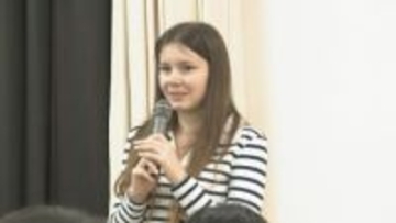 中学生がウクライナ留学生から文化と平和を学ぶ「今ある生活が大切なものと実感」