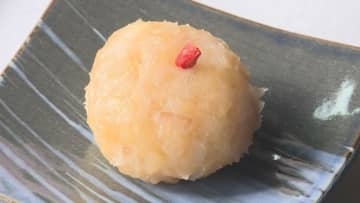 「爽やかでいくらでも食べられる」　リンゴ果肉たっぷり　大学生開発の「未来おはぎ」　山口・宇部