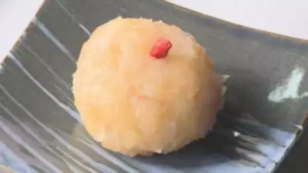 「爽やかでいくらでも食べられる」　リンゴ果肉たっぷり　大学生開発の「未来おはぎ」　山口・宇部