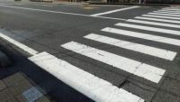 横断歩道で高齢の歩行者はねられ重傷　山口・下関