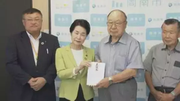熊本地震の被災地支援　周南市連合遺族会が日本赤十字社に義援金贈る「大切なものに使ってほしい」