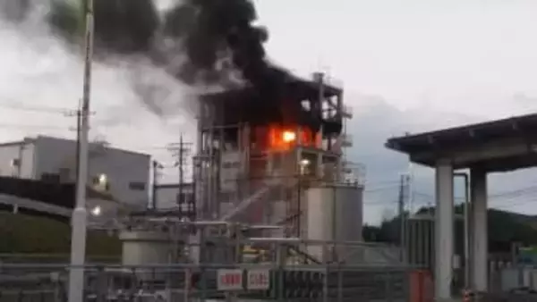 【速報】工場で火事…黒煙上がる　消火活動中　山口