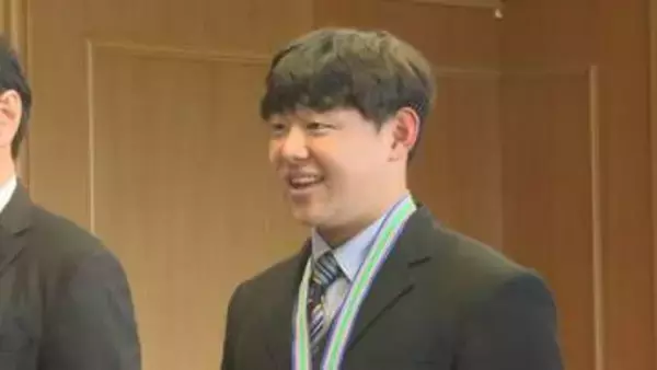 全国高校選抜大会　自転車競技ケイリンで優勝　喜びを報告　山口