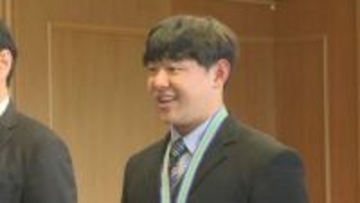 全国高校選抜大会　自転車競技ケイリンで優勝　喜びを報告　山口