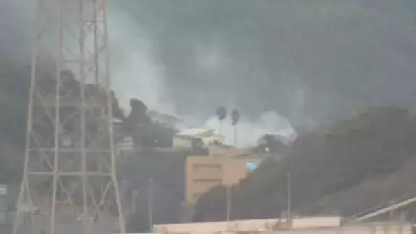 ｢近くの家から煙が出ている｣住宅が燃える火事…消防が消火活動中　山口