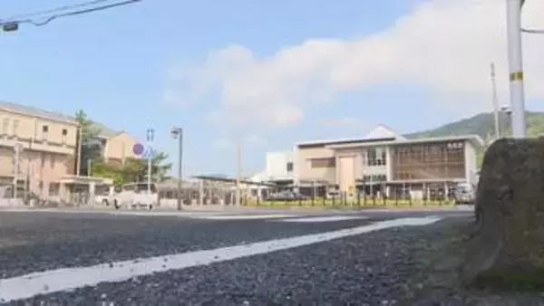 横断歩道を歩いて渡っていた男性（８４）軽乗用車にはねられ重傷　山口・下関