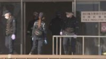 ガスボンベが入った袋に火をつけて爆発　地検岩国支部の入る岩国法務合同庁舎に侵入　８６歳の無職の男を逮捕　山口・岩国