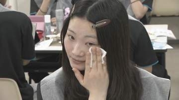 “第一印象は会って6～7秒で決まる”就職活動を前に…専門学校で身だしなみの特別授業