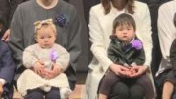 ０～２歳児が大集合　６園合同の入園・進級式　山口