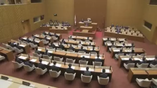 将来の医師不足は？多様性にこたえる学校の設置は？議場で知事らに質問したのは高校生議員　山口県