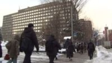 ブルッ！気持ち新たにするも“しばれる”仕事始め…最大9連休の年末年始が終了”氷点下7度”の厳しい寒さで2026年が本格始動―街に活気戻る〈北海道札幌市〉