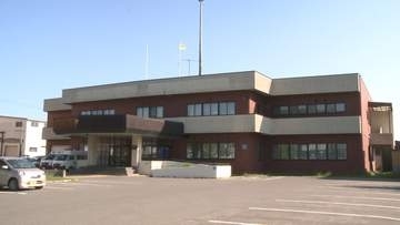 【目的は？】小学校に侵入した44歳無職男を逮捕＿早朝の校舎に無施錠の窓から侵入＿6月に続き2回目の逮捕＿金品の被害はなし〈北海道稚内市〉