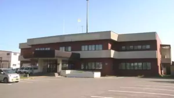 【目的は？】小学校に侵入した44歳無職男を逮捕＿早朝の校舎に無施錠の窓から侵入＿6月に続き2回目の逮捕＿金品の被害はなし〈北海道稚内市〉