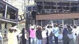 「【旭山動物園がようやくオープン】開園を待つ200人の列が… 直前に旭川市長が“異例”の挨拶「信頼回復が第一…露店スタッフからは不安の声も〈北海道旭川市〉」の画像1