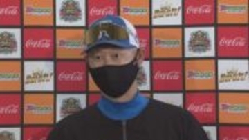 【ファイターズ】ひちょり"監督代行"が囲み取材に登場「ボスに『稀哲、行って』と言われたから…」