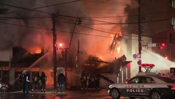 【原因判明】函館市の雑居ビル全焼火災―“アスファルト補修工事のガスバーナー”原因か…消防が業者を口頭指導〈北海道〉