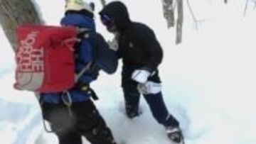 【救助の映像】中国人の男子大学生がバックカントリーで遭難「コース外に出てしまい下りられなくなった」道警ヘリ救助の瞬間〈北海道・旭川市〉