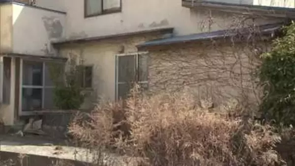 「生活が苦しく兄の死を隠して生活保護をもらっていた」自宅に兄の遺体を放置した疑いで逮捕された60歳女…2人世帯と偽り"約54万円"を不正受給した疑いで再逮捕〈北海道函館市〉