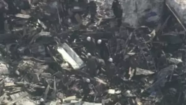 【周辺40棟に被害】5人死傷の爆発火災で現場検証開始～火元住宅の地中など調べる―周辺建物に窓ガラスやシャッターなどの損傷…原因はガス爆発か〈北海道札幌市〉