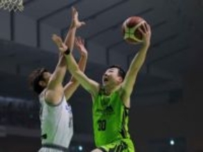 【レバンガ北海道】富永啓生24得点、2ポイントシュートとフリースローの成功率100％ 京都に快勝でホーム10連勝！ロイブルHC「13人全員がしっかりパフォーマンス」