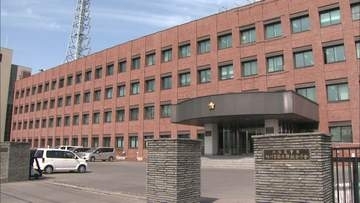 3歳未満の息子の顔面を…拳で1回殴る→31歳父親を暴行容疑で逮捕「たたいたことは間違いない」息子は顔に内出血―病院職員からの通報で発覚〈北海道旭川市〉