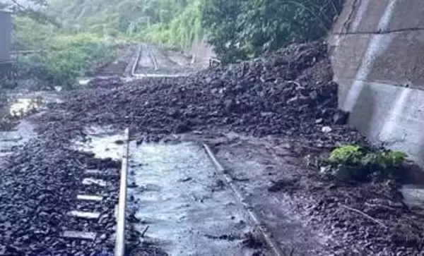 【JR北海道】大雨により9月2日は函館線で普通列車8本運休へ＿土砂崩れで影響受けた室蘭線の特急列車の代行バス・臨時快速も終日取りやめに〈北海道〉